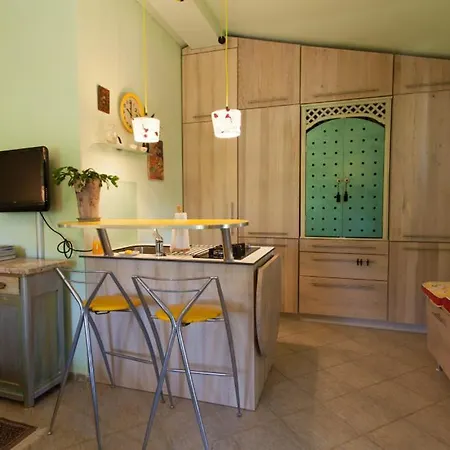 Villa Little Blue House By Guide *