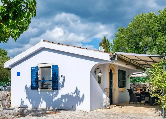 Little Blue House By Guide Villa Sveti Ivan Dobrinjski