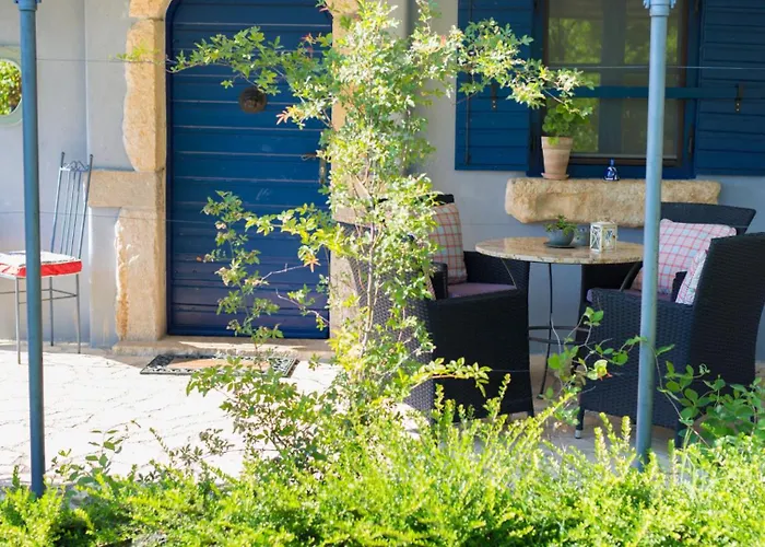 Villa Little Blue House By Guide