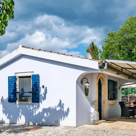 Little Blue House By Guide Vila Sveti Ivan Dobrinjski
